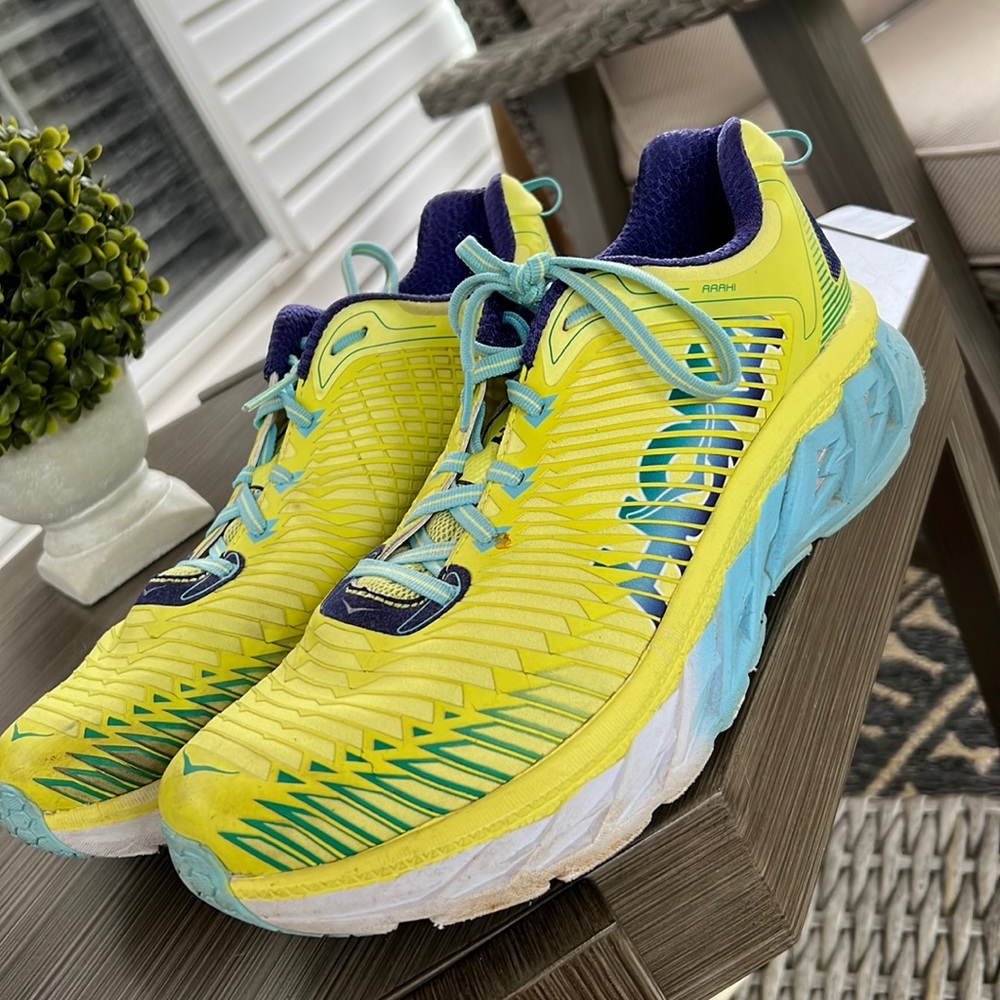 Hoka one one Ahari